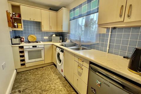 2 bedroom end of terrace house for sale, Riverside Park, Spalding