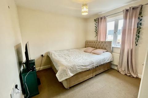 2 bedroom end of terrace house for sale, Riverside Park, Spalding