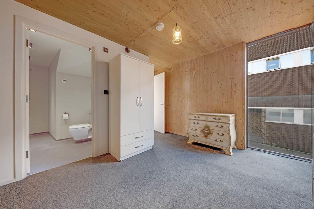 06-d49c82136-JJ-GWL-Bermondsey St-26-small