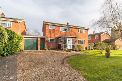 4 bedroom detached house for sale, The Street, Brooke, Norwich