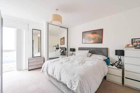 1 bedroom flat for sale, Vitruvian Court, Limehouse, London, E14