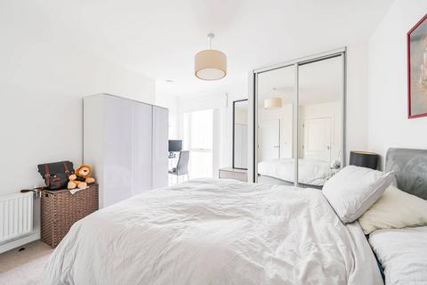 1 bedroom flat for sale, Vitruvian Court, Limehouse, London, E14