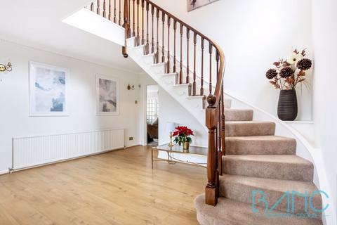 5 bedroom detached house for sale, East Ridgeway, Cuffley EN6