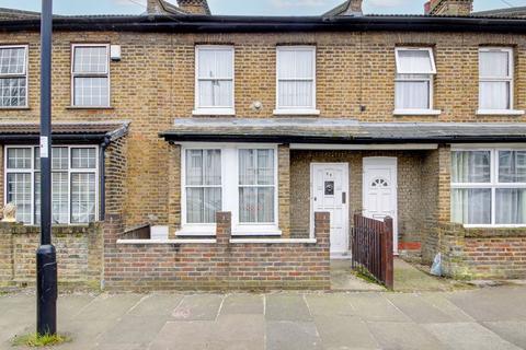 2 bedroom terraced house for sale, Cornwallis Road, Edmonton