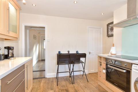 49 High Street, Wouldham, Rochester, ME1 3XE