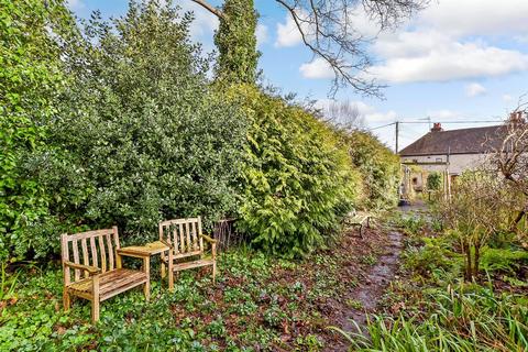 2 bedroom end of terrace house for sale, North Street, Sutton Valence, Maidstone, Kent