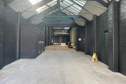 Heavy industrial to rent, Parsons Streets, Oldham, OL9 7AH