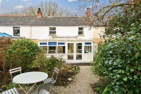 2, Ivy Court Red Lane, Rosudgeon, Penzance, TR20 9PU