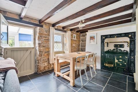 2, Ivy Court Red Lane, Rosudgeon, Penzance, TR20 9PU