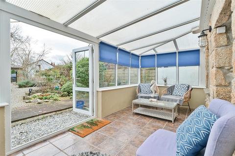 2, Ivy Court Red Lane, Rosudgeon, Penzance, TR20 9PU
