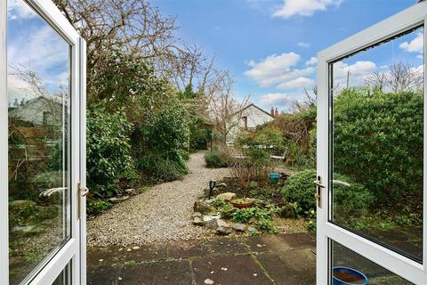 2, Ivy Court Red Lane, Rosudgeon, Penzance, TR20 9PU