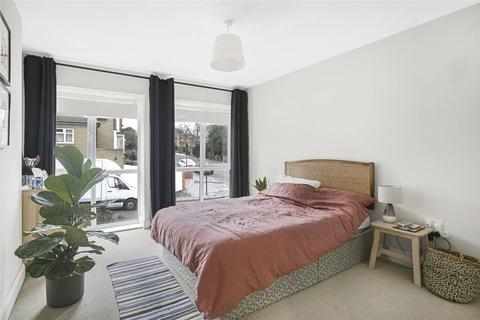 2 bedroom apartment for sale, South Norwood Hill, London, SE25