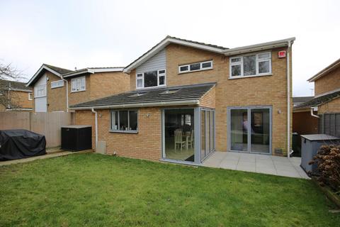 4 bedroom detached house for sale, Carnation Close, Leighton Buzzard LU7