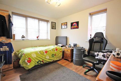 2 bedroom apartment for sale, Gillespie Close, Bedford, Bedfordshire, MK42