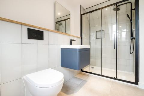 undefined, High Street, Lechlade, Gloucestershire, GL7