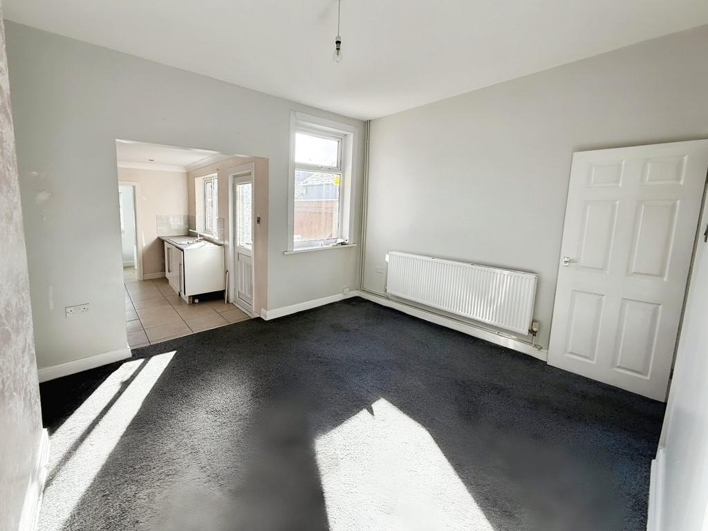 Kitchen/Dining Area