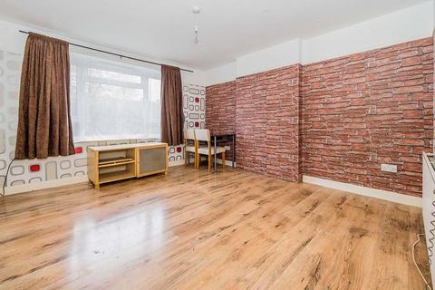 1 bedroom apartment to rent, Telham Road, London E6