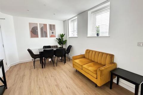 1 bedroom property to rent, High Street, Kent ME7