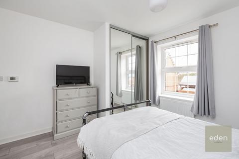 Flat 4, Harris House, 7 Corliss Vale, Wouldham, Rochester, ME1 3GT