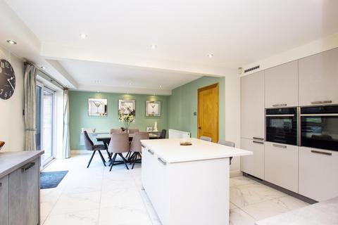 14 Jacks Key Drive, Darwen, BB3 2LG