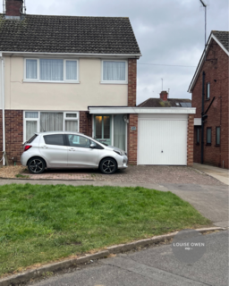 2 bedroom semi-detached house for sale, Grange Avenue, Northampton NN5