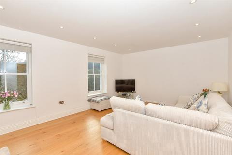 2 bedroom flat for sale, Alkham Road, Temple Ewell, Dover, Kent