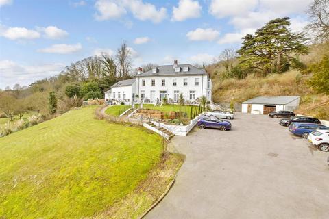 2 bedroom flat for sale, Alkham Road, Temple Ewell, Dover, Kent