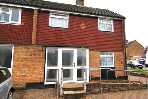 3 bedroom end of terrace house to rent, Abbotsweld, Harlow CM18