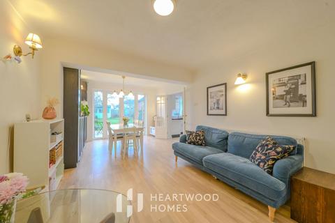 14 Central Drive, St Albans, AL4 0UR