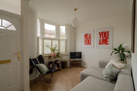 22 Farmer Road, London, E10 5DL
