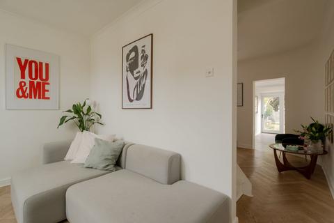 22 Farmer Road, London, E10 5DL
