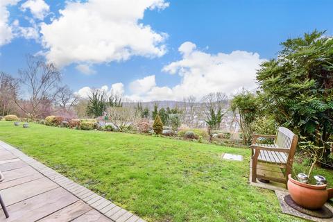 2 bedroom flat for sale, London Road, River, Kent
