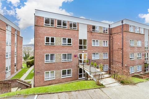 2 bedroom flat for sale, London Road, River, Kent