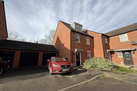 3 bedroom semi-detached house for sale, Outfield Close, CORBY