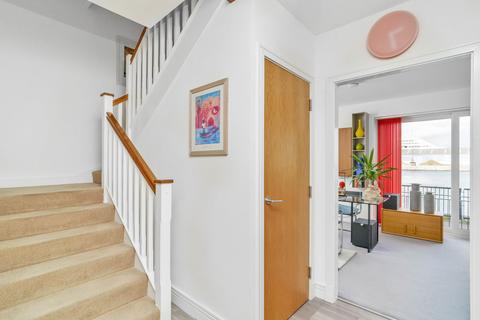 18 Stevedore Place, Edinburgh, EH6 7BF