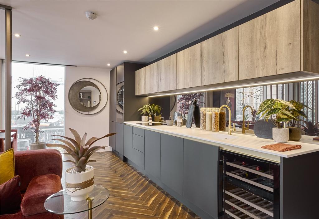 Show Apartment