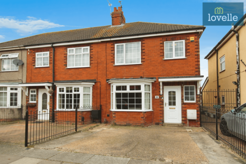 3 bedroom end of terrace house for sale, Brocklesby Road , Grimsby DN34