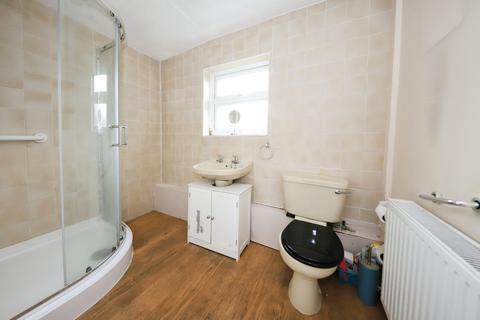 6 bedroom semi-detached house for sale, Barnhurst Lane, Wolverhampton WV8