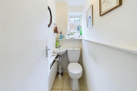 16 Armada Close, Churchdown, Gloucester, GL3 1ND