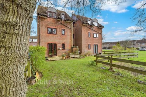 1 bedroom ground floor flat for sale, Killicks, Cranleigh GU6