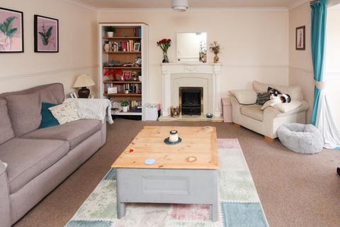 2 bedroom flat for sale, Drakes Close, Bridgwater TA6