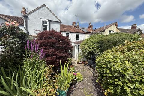 3 bedroom terraced house for sale, Gloucester Road, Thornbury, BS35