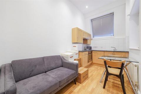 1 bedroom flat to rent, Palace Court, W2