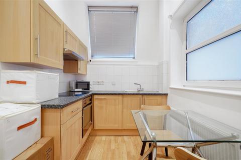 1 bedroom flat to rent, Palace Court, W2