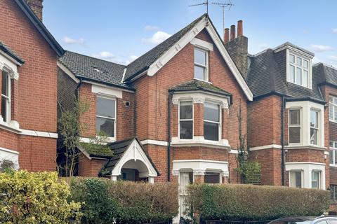 1 bedroom flat to rent, St Johns Road, Richmond