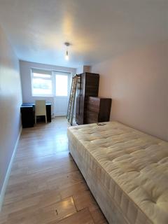 3 bedroom flat to rent, Finsbury Park, London N4