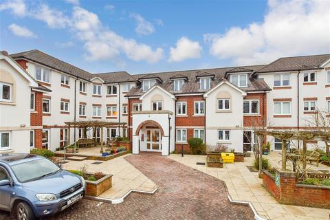 1 bedroom flat for sale, Kings Road, Horsham, West Sussex