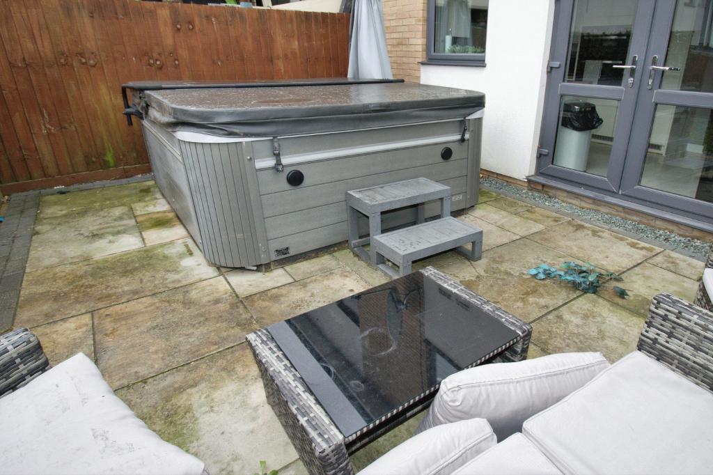 Hot tub