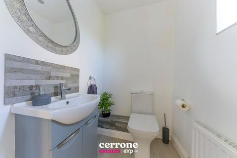 55 Bishop Hall Crescent, Bromsgrove, B60 3JX