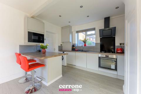 55 Bishop Hall Crescent, Bromsgrove, B60 3JX